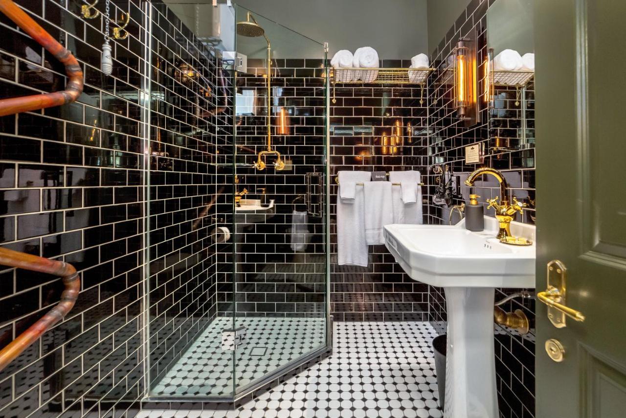 The Royal Hotel Featherston - Boutique Hotel Extérieur photo