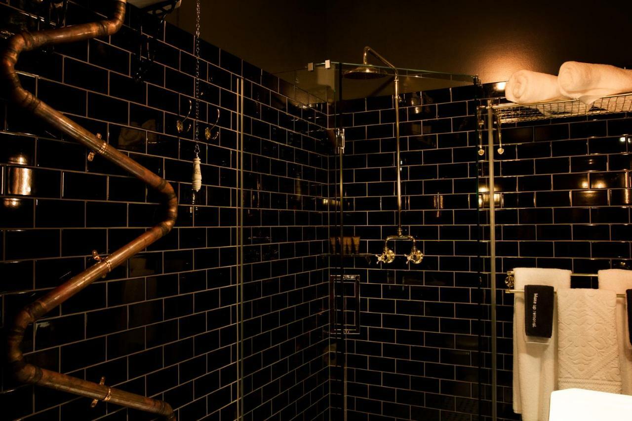 The Royal Hotel Featherston - Boutique Hotel Extérieur photo
