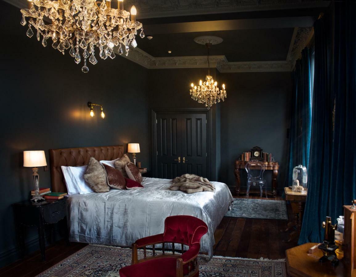 The Royal Hotel Featherston - Boutique Hotel Extérieur photo