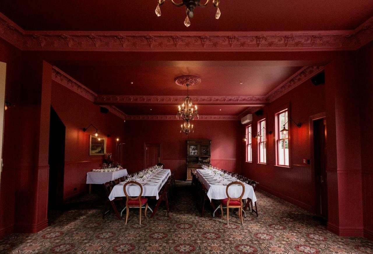 The Royal Hotel Featherston - Boutique Hotel Extérieur photo