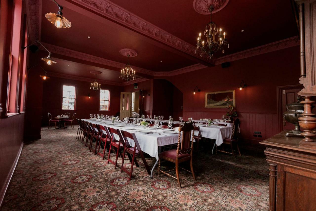 The Royal Hotel Featherston - Boutique Hotel Extérieur photo