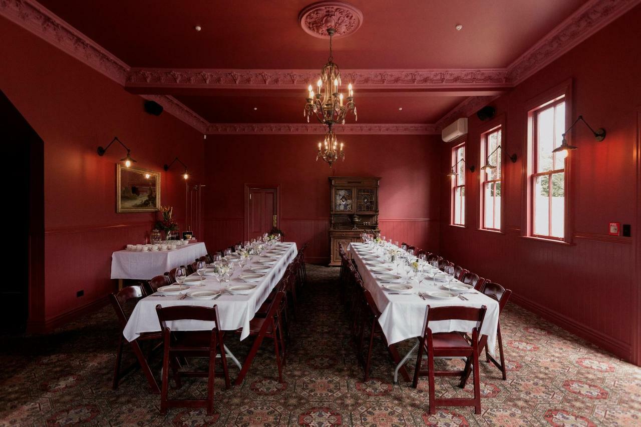 The Royal Hotel Featherston - Boutique Hotel Extérieur photo